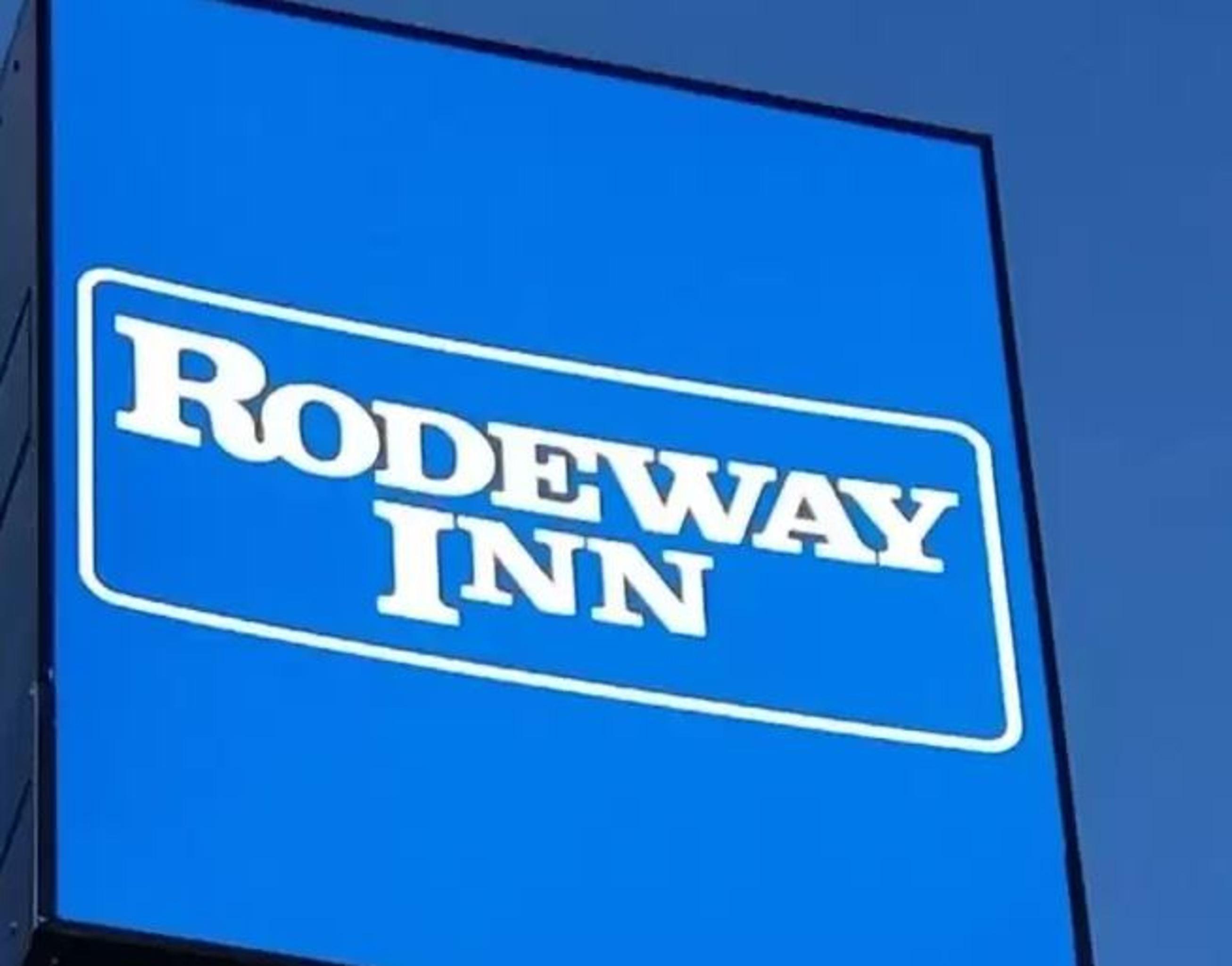 Rodeway Inn Near Hall Of Fame North Canton Exteriör bild
